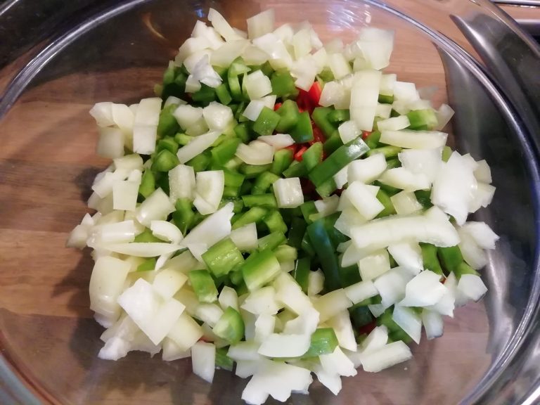 narezana paprika NA KONCU MAVRICE